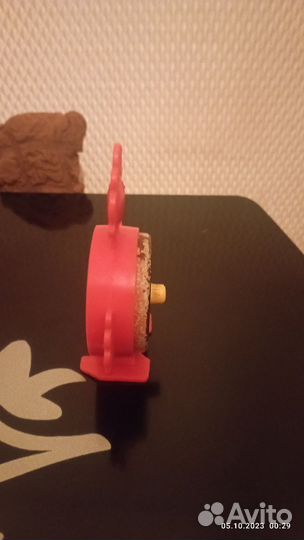 Игрушка СССР будильник 