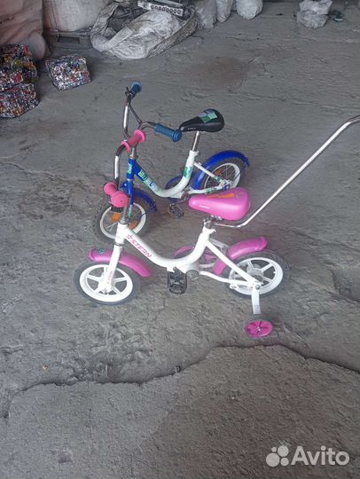 Детский трехколесный велосипед бу