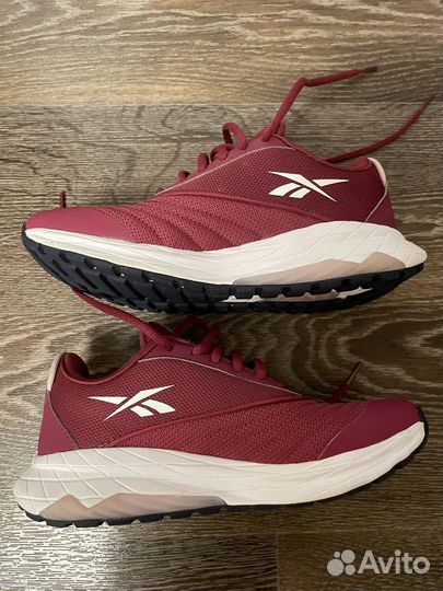 Кроссовки reebok liquifect