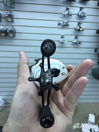 Катушка мультипликаторная Robinson Scott DC 204