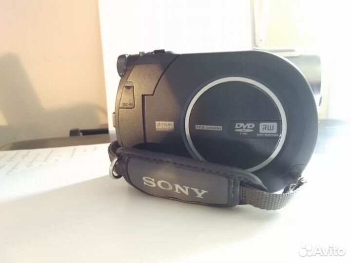 Видео камера Sony Handycam
