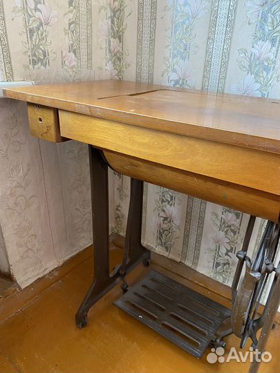 Швейная машинка