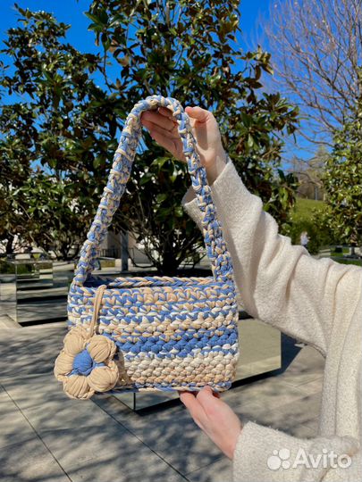 Вязаная сумка ручной работы