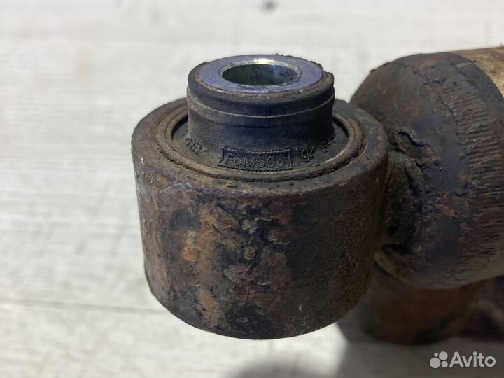 Задние амортизаторы на Форд Транзит С 2013-2022 г