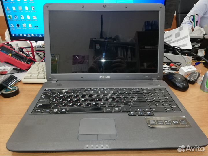 Ноутбук Samsung R530