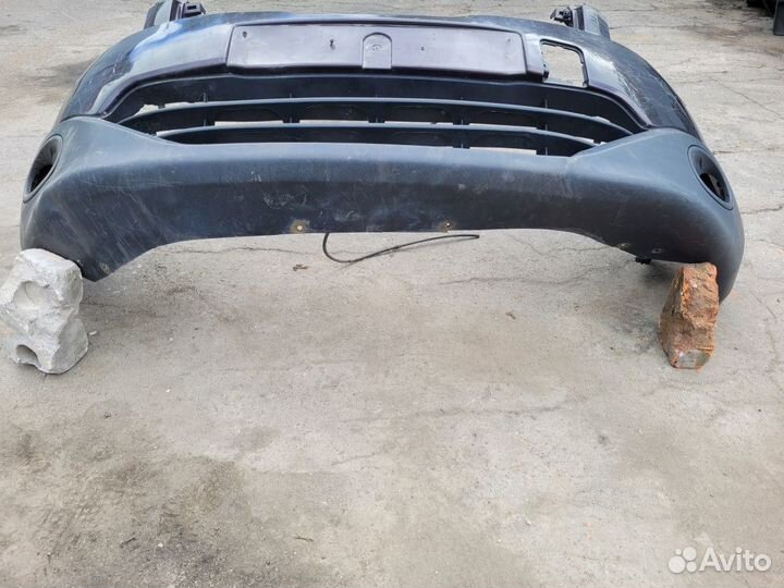 Бампер передний на Nissan Qashqai J10