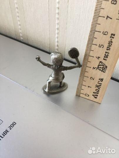 Фигурка олово девочка теннисистка