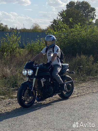 Triumph speed triple 1050