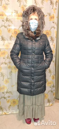 Пуховик женский 46 48 размер с натуральным мехом