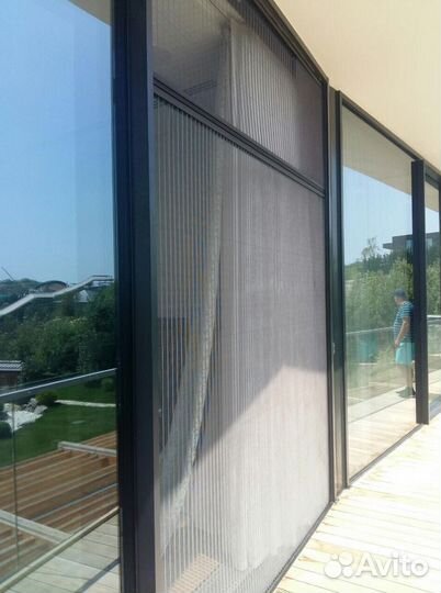 Москитные сетки плиссе на окна и двери