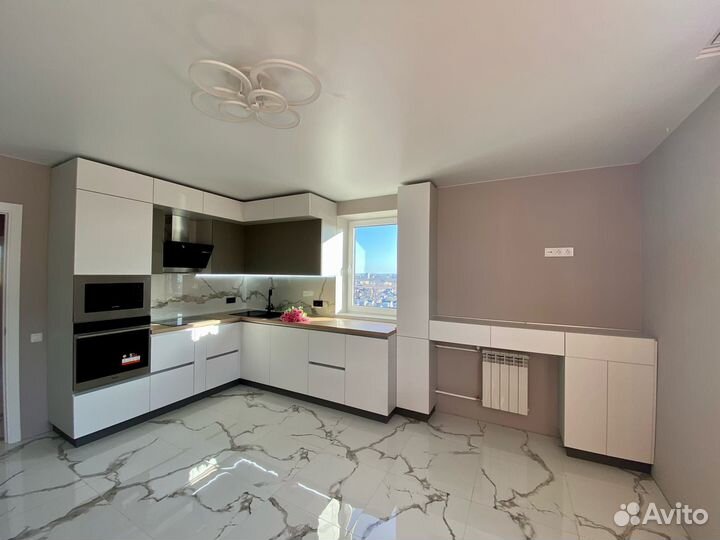 Кухни на заказ от фабрики