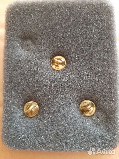 Знак фрачник