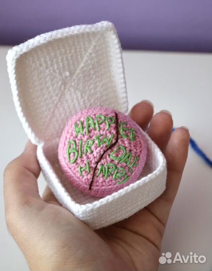 Миниатюрный торт из Гарри Поттера вязаный