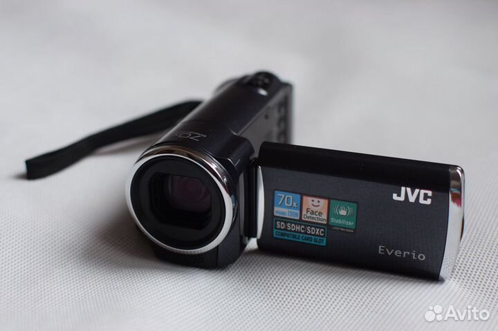 Видеокамера JVC Everio GZ-MS150