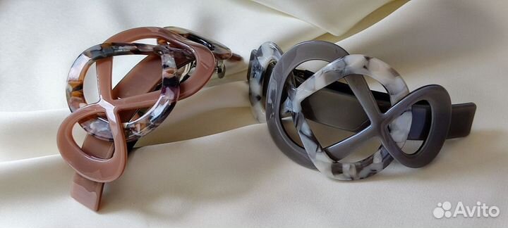 Заколка для волос большая