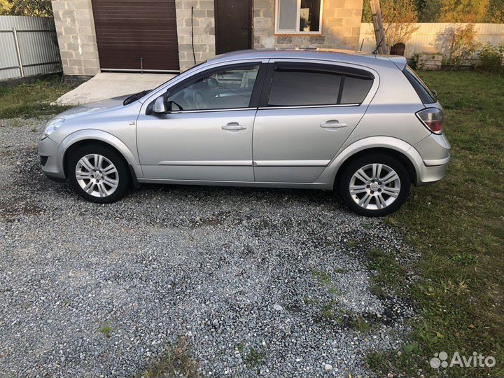 Opel Astra 1.6 AMT, 2012, 138 000 км