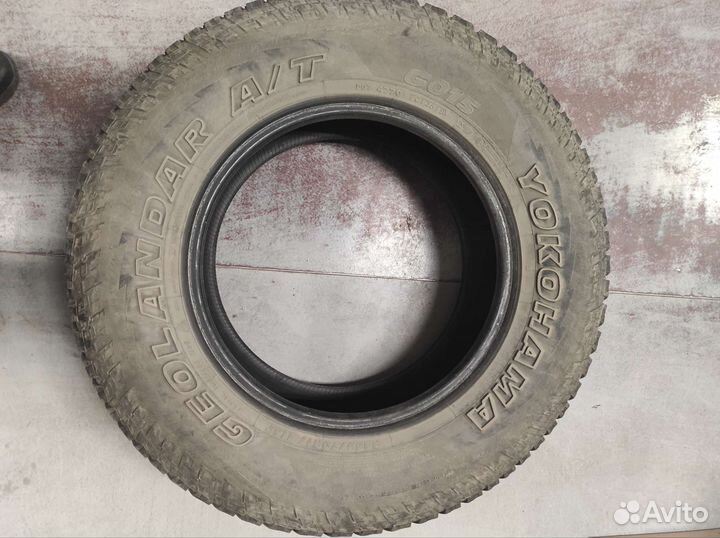 Yokohama Geolandar A/T G015 265/70 R17