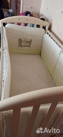 Детская кроватка