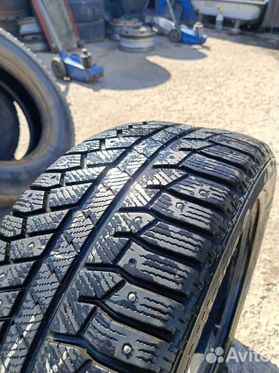 Continental ContiWinterViking 2 245/50 R18