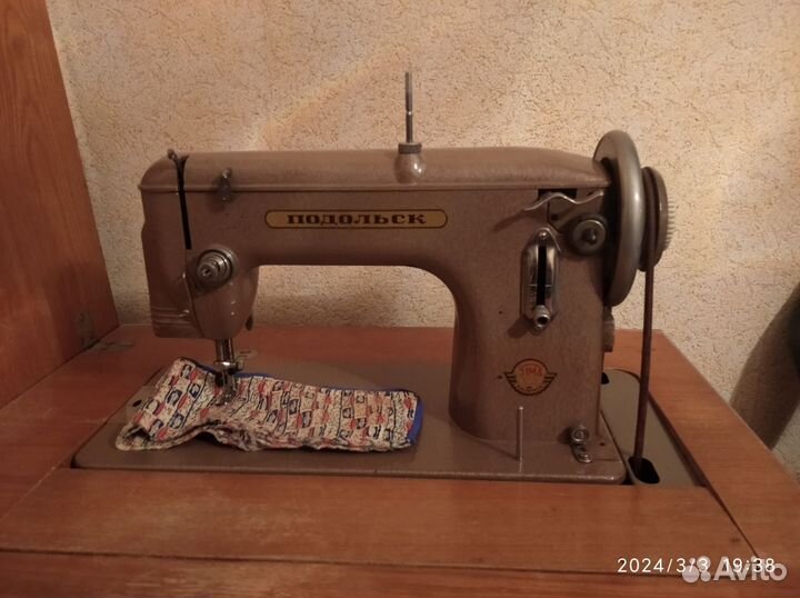 Швейная машина Подольск ножная