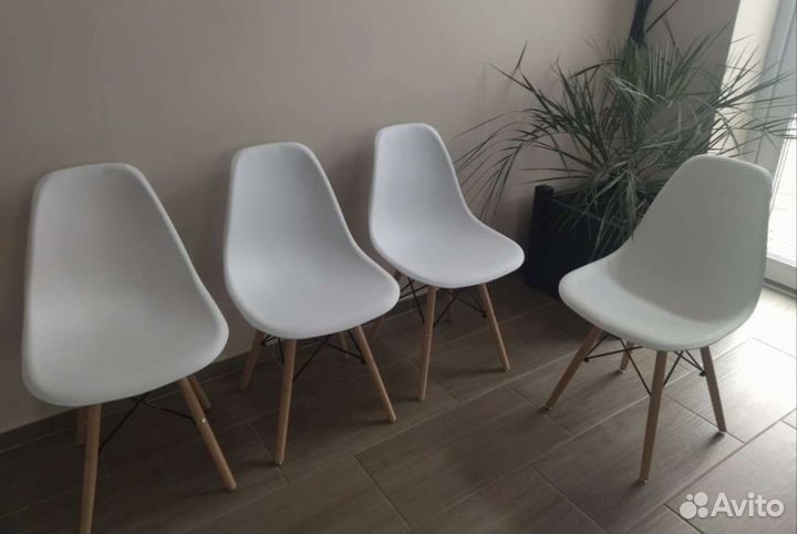 Стулья eames
