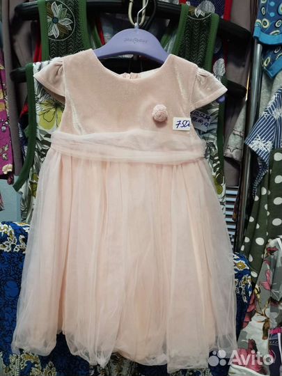Платье для девочки нарядное