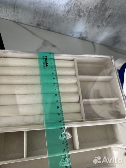 Шкатулка для украшений