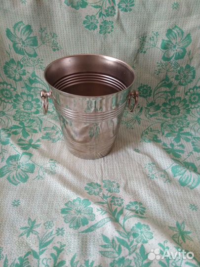 Продаю ведерко для шампанского