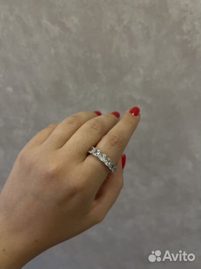 Серебряное кольцо