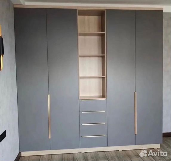 Платяной шкаф на заказ