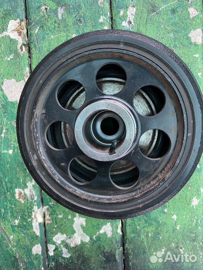 Шкив коленвала Mercedes OM642