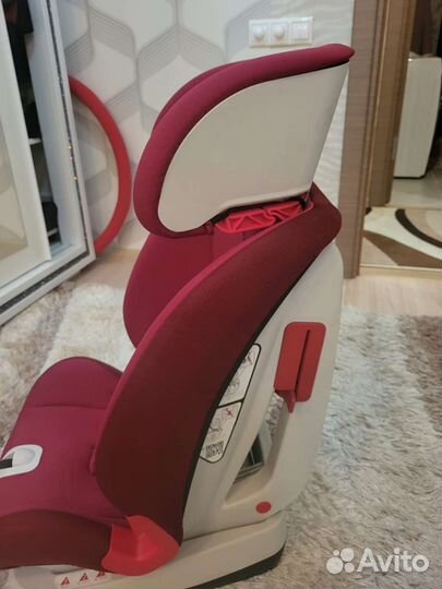 Детское автокресло Chicco Youniverse