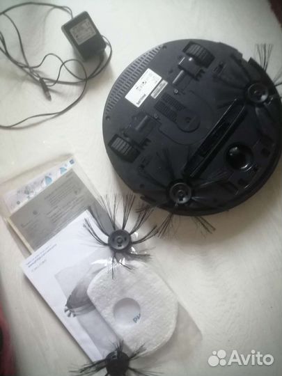 Робот-пылесос Philips 8802 easy star