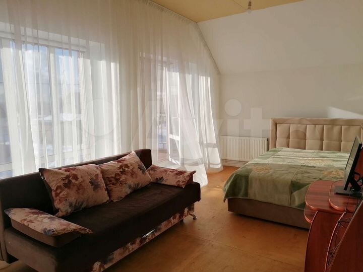 Дом 130 м² на участке 7,7 сот.