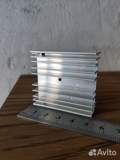 Радиатор охлаждения для компьютера/телевизора