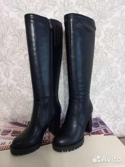 Сапоги женские демисезонные 35 размер