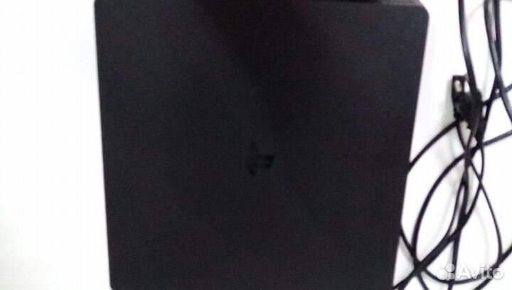 Игровые приставки Sony PlayStation 4 1TB (CUH-1008