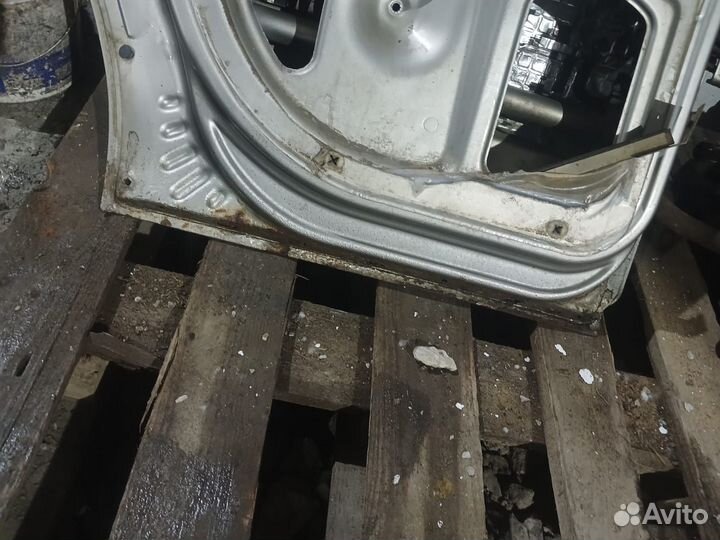 Дверь niva chevrolet задняя левая