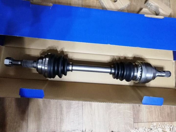 Вал приводной, передний правый Honda Civic 4D