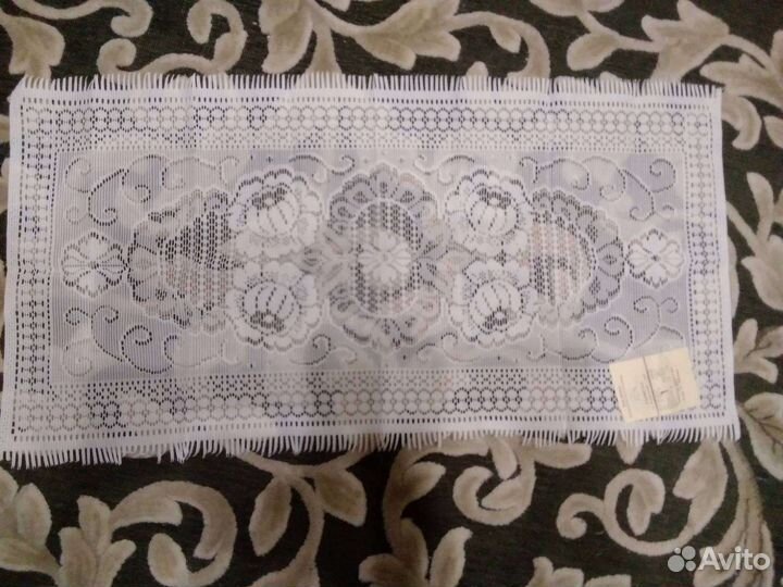 Салфетки, дорожки, накидки на подушки