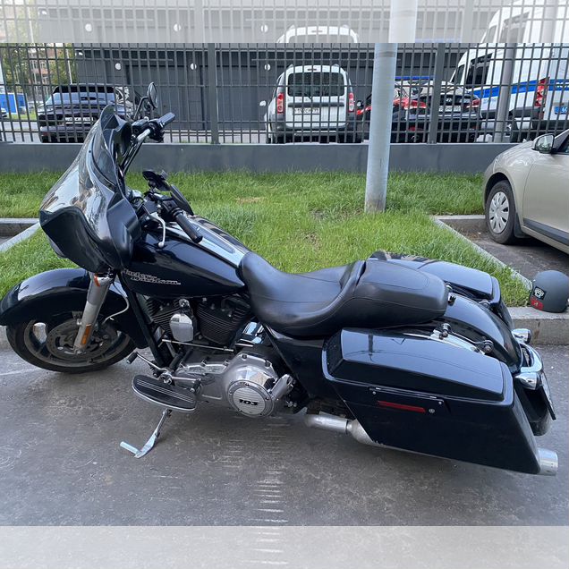 Harley-Davidson Street Glide, 2011, 115 000 км