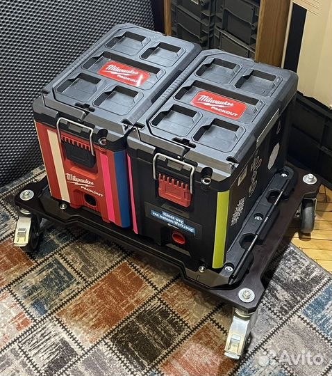 Milwaukee packout тележка
