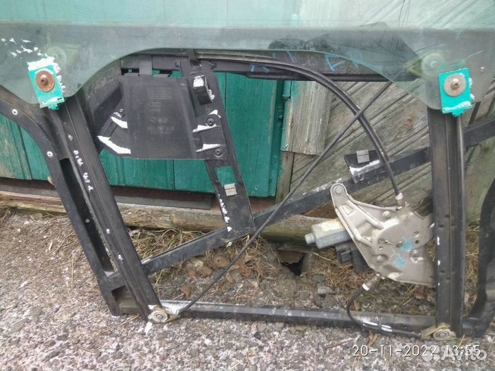 Стеклоподъемник передний правый Ауди Олроуд 2004 г