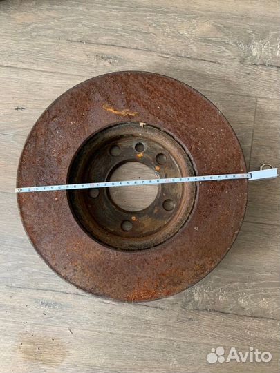 Тормозной диск передний Volkswagen Touareg 1 2.5D