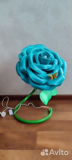 Лампа настольная (светильник)