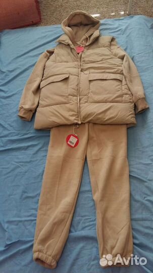 Спортивный костюм с копюшоном