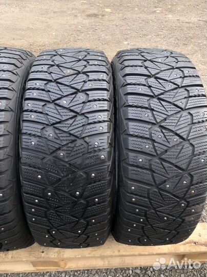 Goodyear Ultragrip 600 205/55 R16