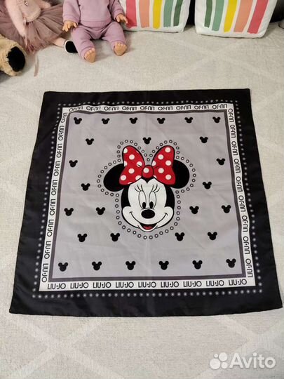 Новый платок Liu Jo 52х52 см