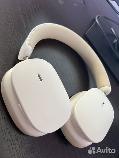 Беспроводные наушники baseus