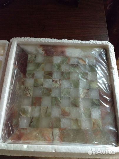 Шахматы ручной работы новые, из натурального камня